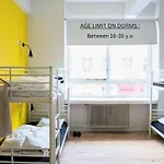 Vandrerhjem Sleep In Heaven *
