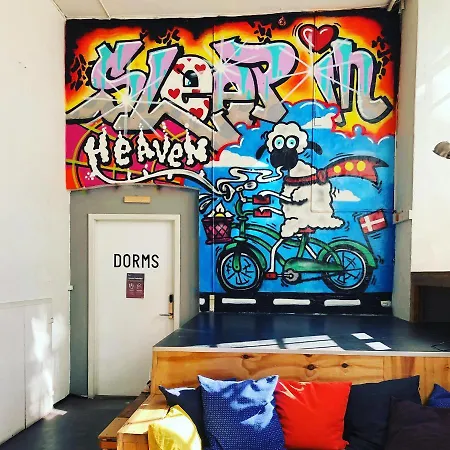 Sleep In Heaven Vandrarhem *