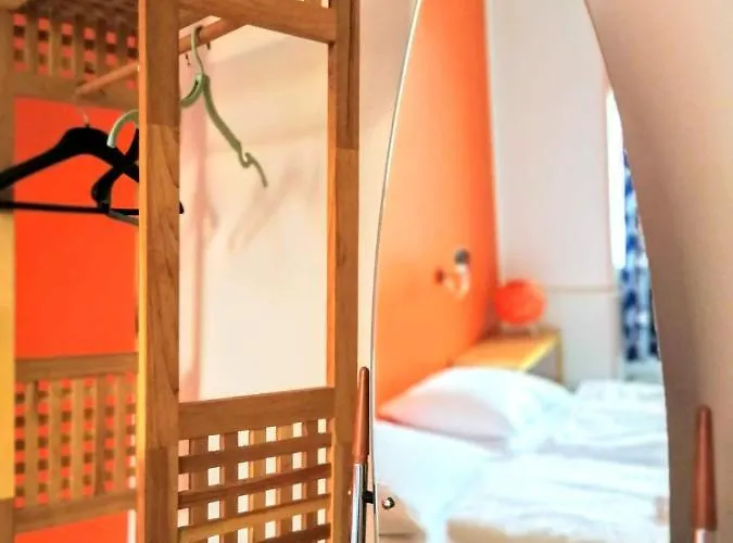 Sleep In Heaven Hostal